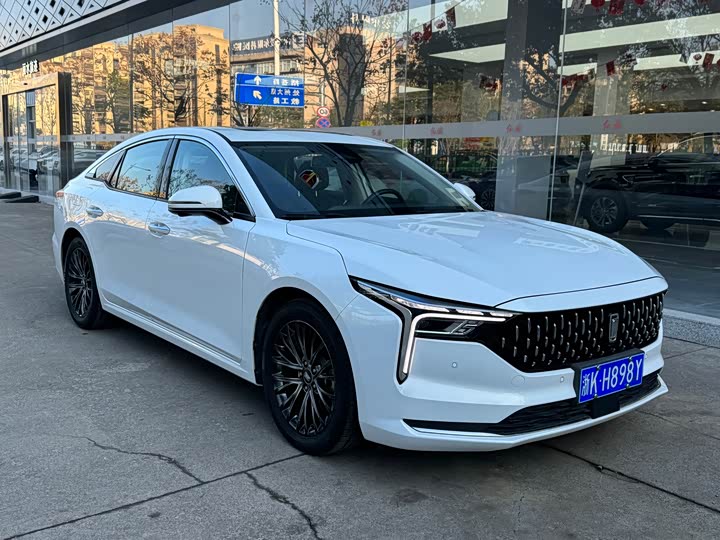 Фото 3 - Bestune B70