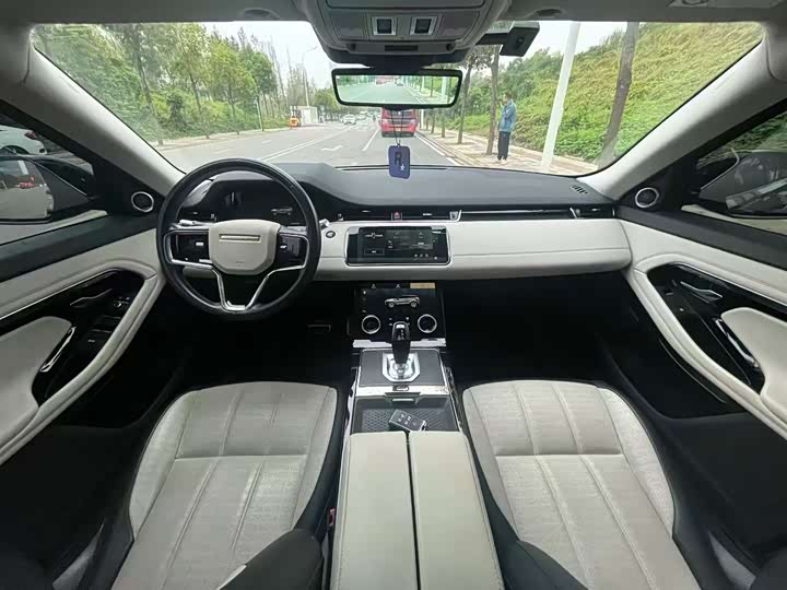 Фото 6 - Land Rover Range Rover Evoque L