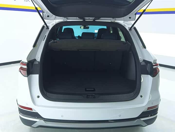 Фото 4 - BYD Song Pro