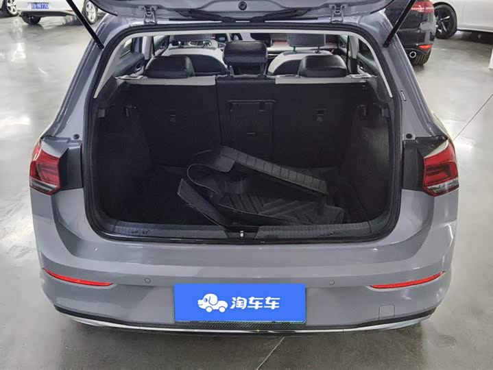 Фото 4 - Volkswagen Golf