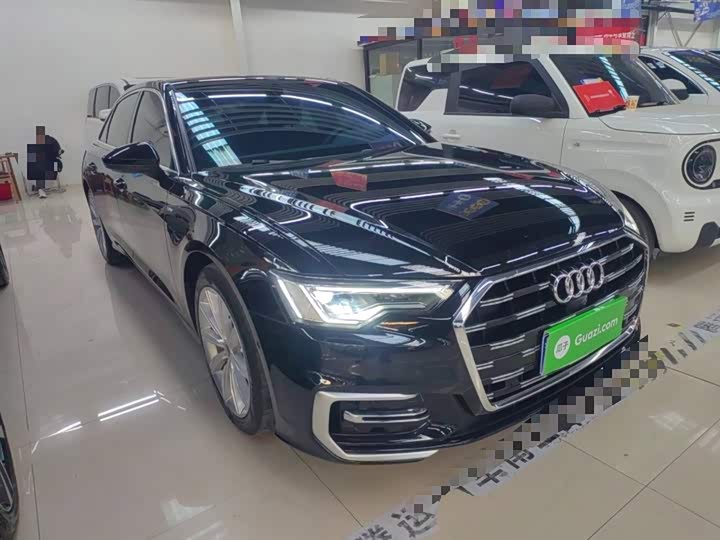 Фото 4 - Audi A6L