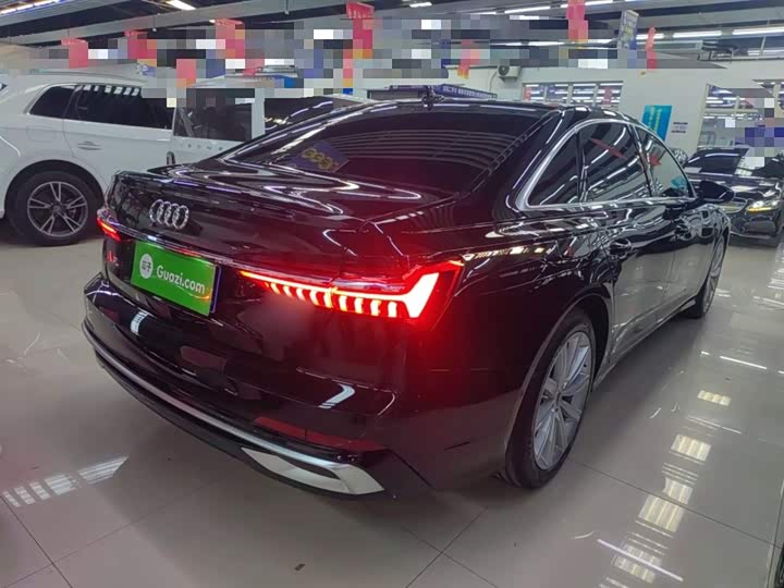 Фото 7 - Audi A6L