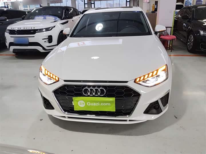 Фото 3 - Audi A4L