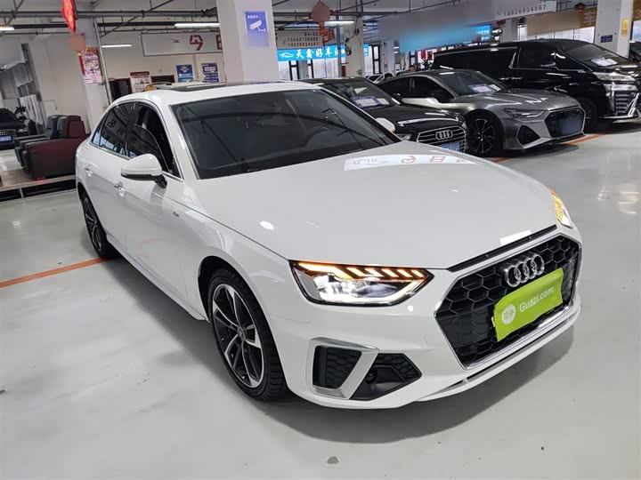 Фото 4 - Audi A4L