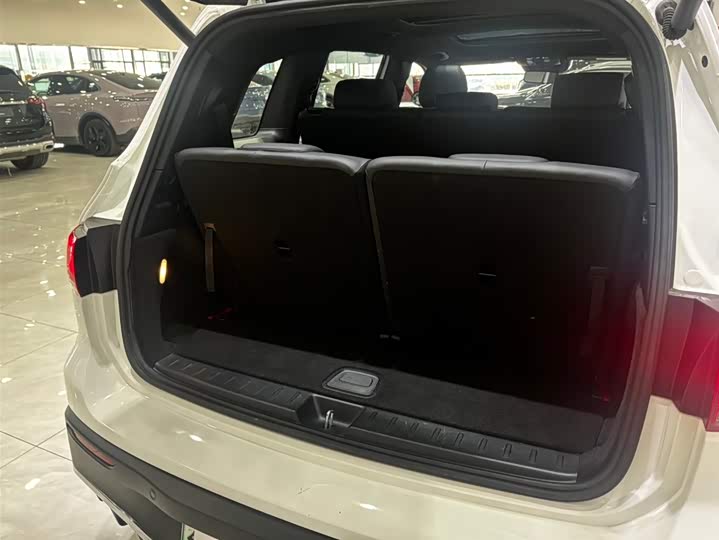 Фото 5 - Mercedes-Benz EQB