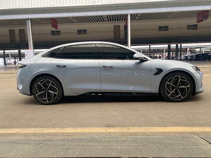 Фото 4 - BYD Seal