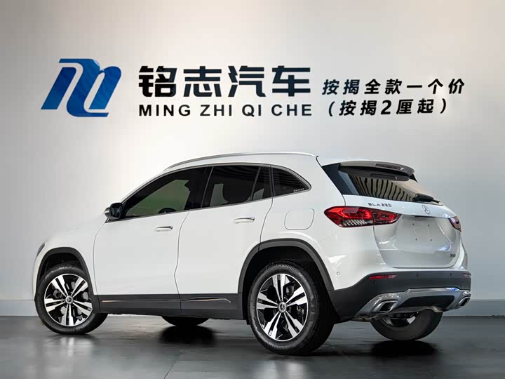 Фото 3 - Mercedes-Benz GLA-Class