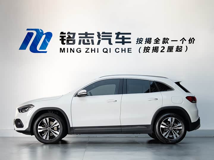 Фото 7 - Mercedes-Benz GLA-Class