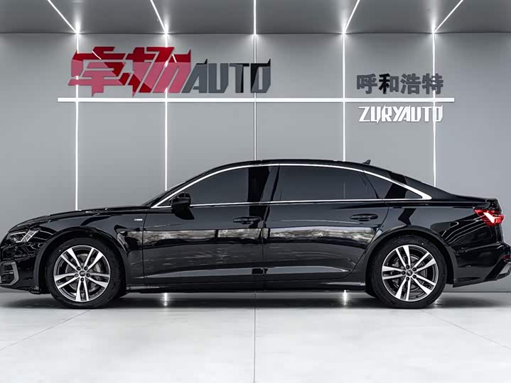 Фото 4 - Audi A6L