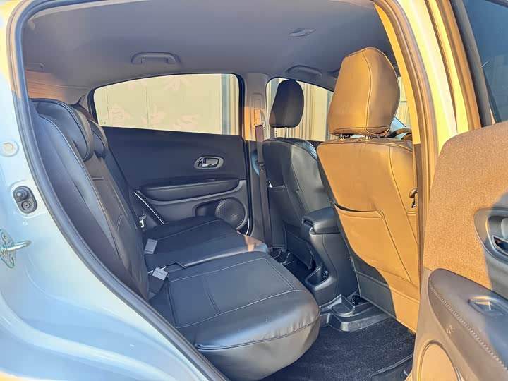 Фото 5 - Honda Vezel