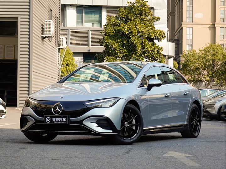 Фото 1 - Mercedes-Benz EQE