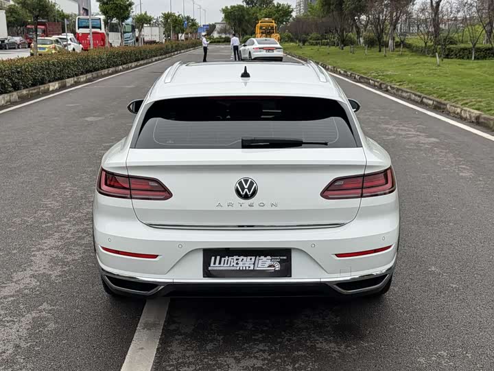 Фото 4 - Volkswagen CC