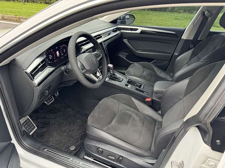 Фото 8 - Volkswagen CC