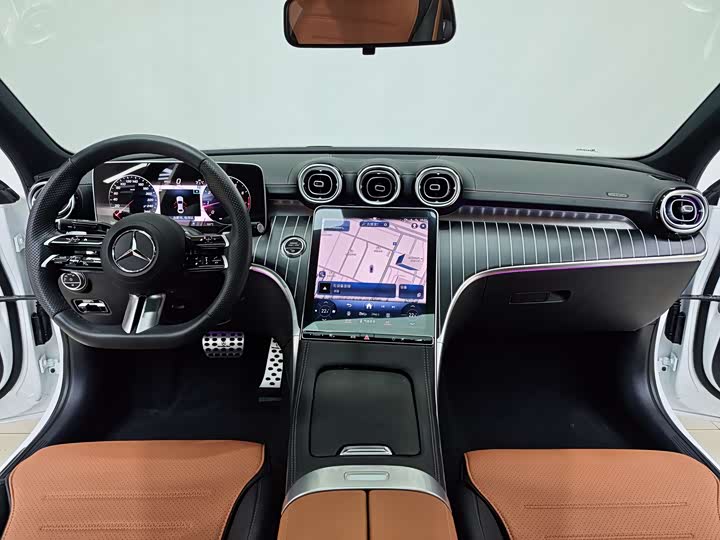 Фото 7 - Mercedes-Benz C-Class