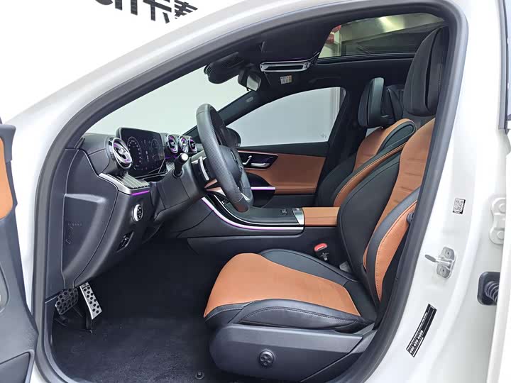 Фото 8 - Mercedes-Benz C-Class