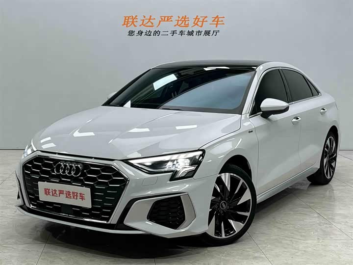 Фото 1 - Audi A3