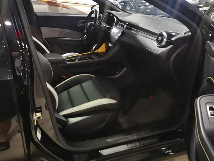 Фото 8 - MG Motor 6