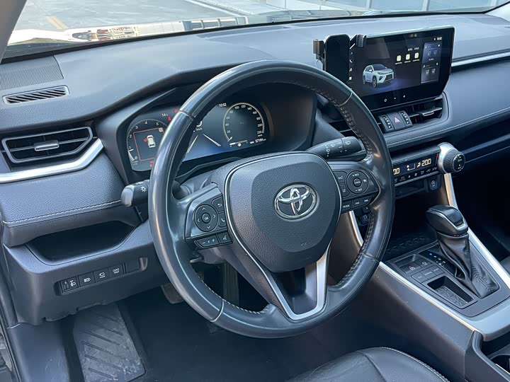 Фото 5 - Toyota Wildlander