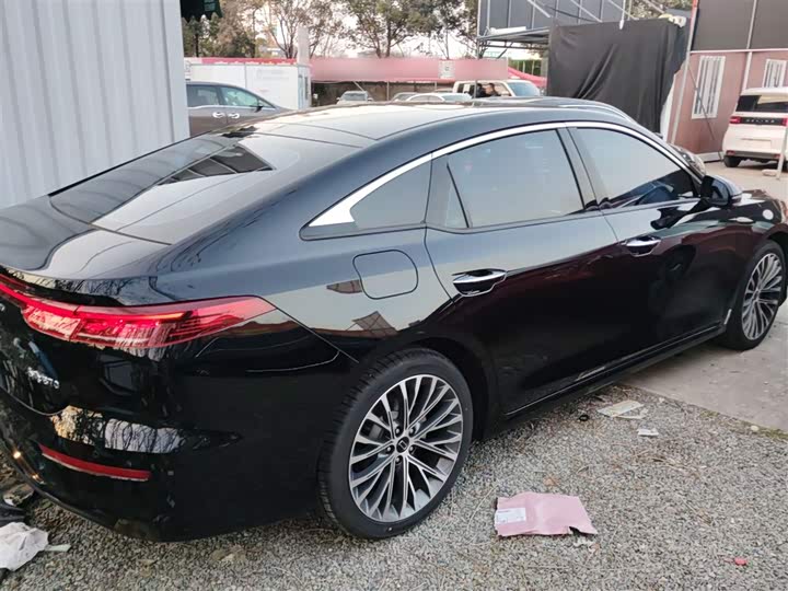 Фото 7 - Bestune B70