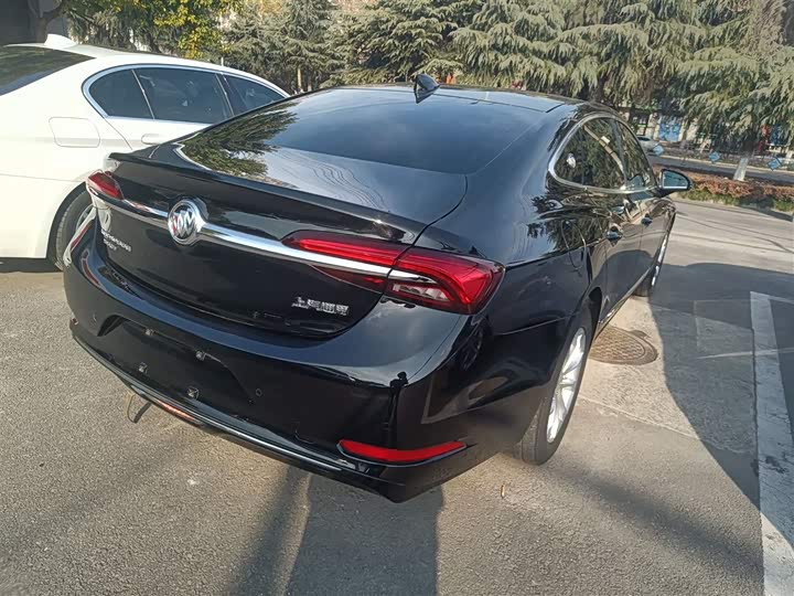 Фото 7 - Buick LaCrosse