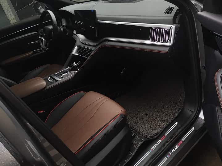 Фото 8 - BYD Song Plus