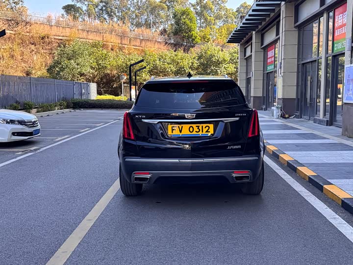 Фото 5 - Cadillac XT5