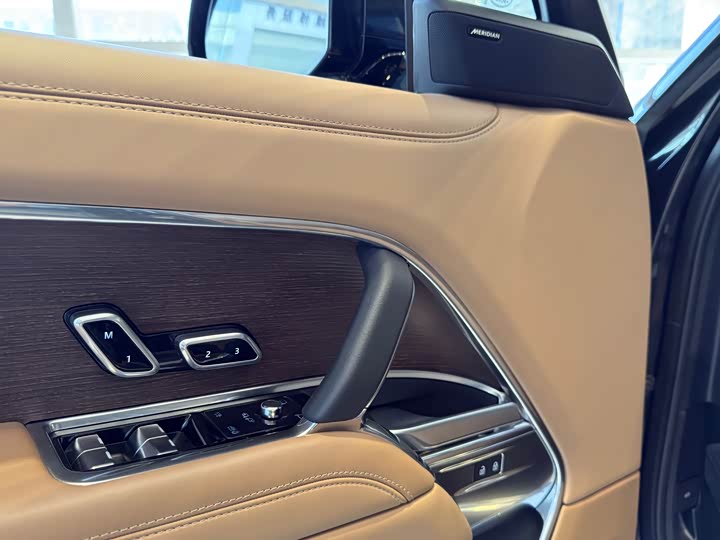 Фото 8 - Land Rover Range Rover