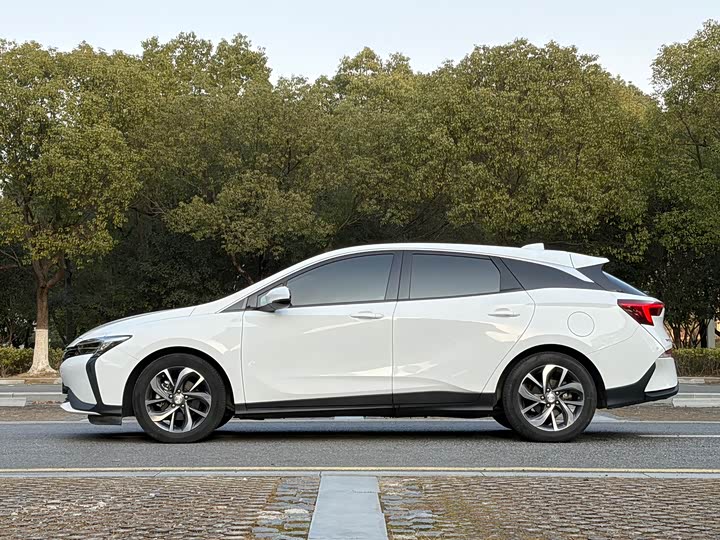 Фото 4 - Buick Velite 6