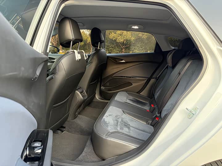 Фото 9 - Buick Velite 6