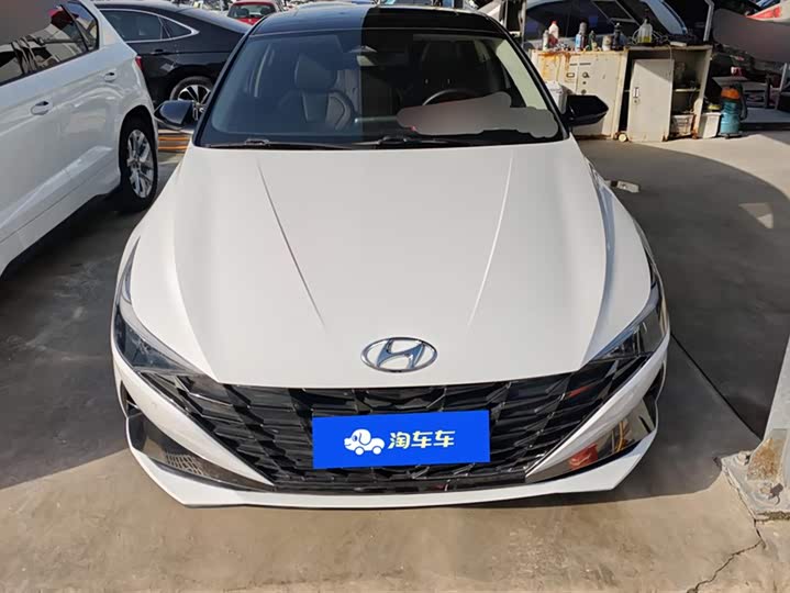 Фото 2 - Hyundai Elantra N line