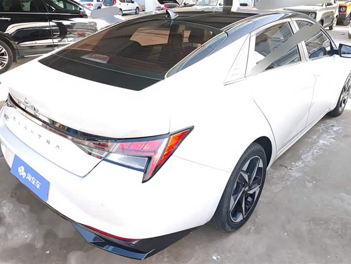 Фото 3 - Hyundai Elantra N line