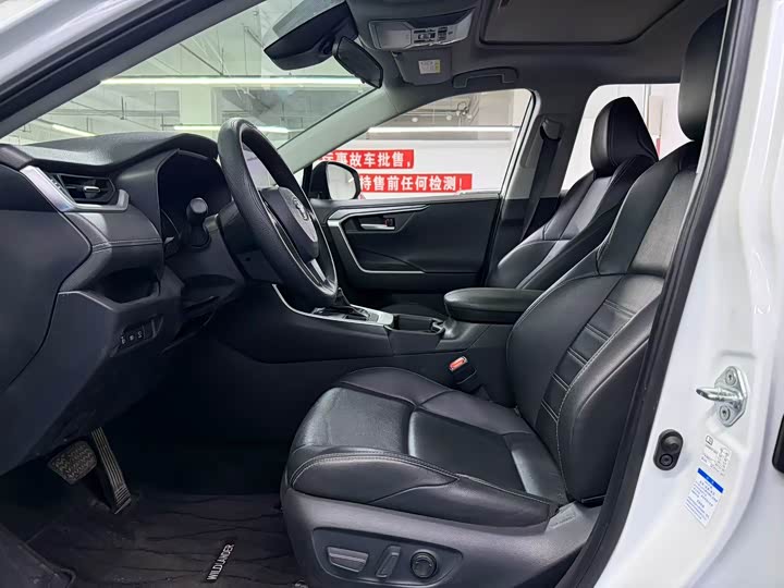 Фото 5 - Toyota Wildlander