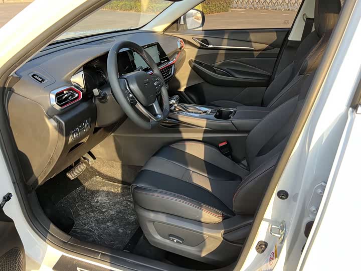 Фото 9 - Changan Oshan X5