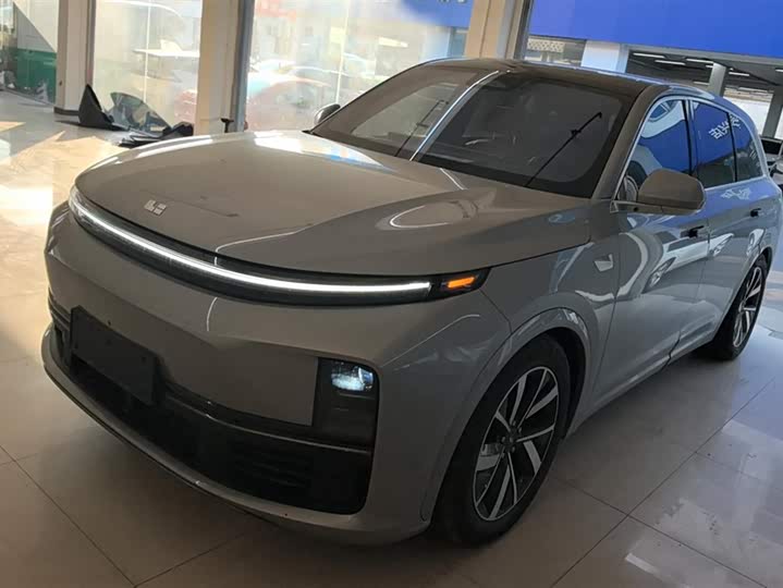 Фото 1 - LiXiang L7