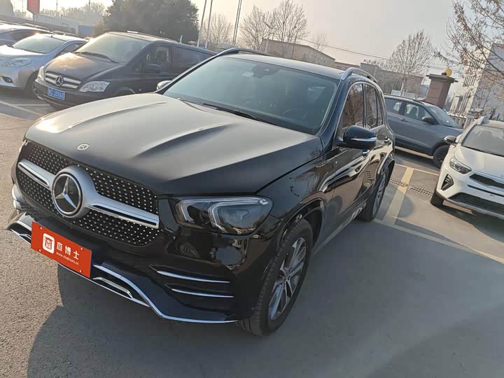Фото 1 - Mercedes-Benz GLE-Class