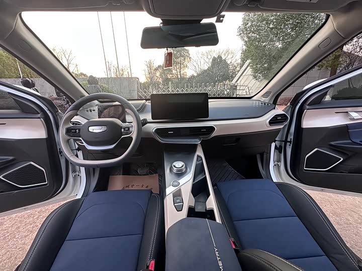 Фото 6 - Geely Geometry A