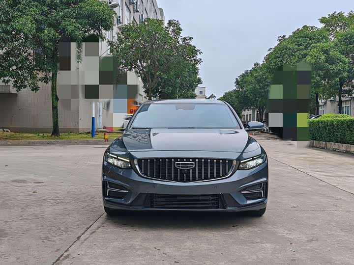 Фото 2 - Geely Preface