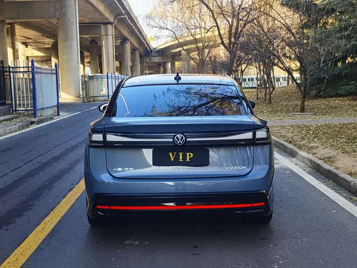 Фото 4 - Volkswagen ID.7 Vizzion