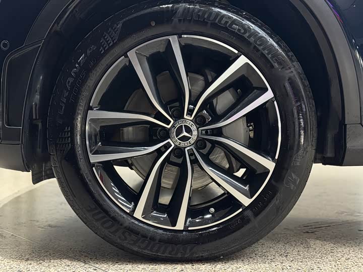 Фото 8 - Mercedes-Benz GLC-Class