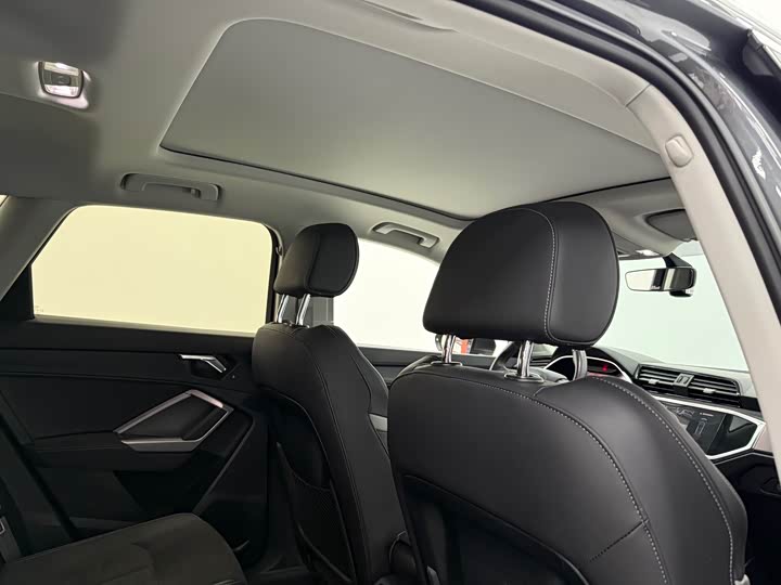 Фото 9 - Audi Q3