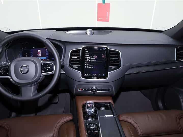 Фото 9 - Volvo XC90 Hybrid