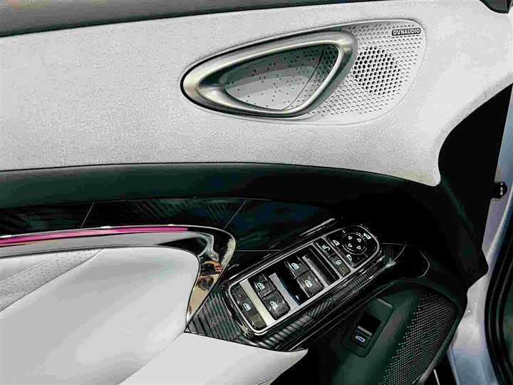 Фото 8 - BYD Seal