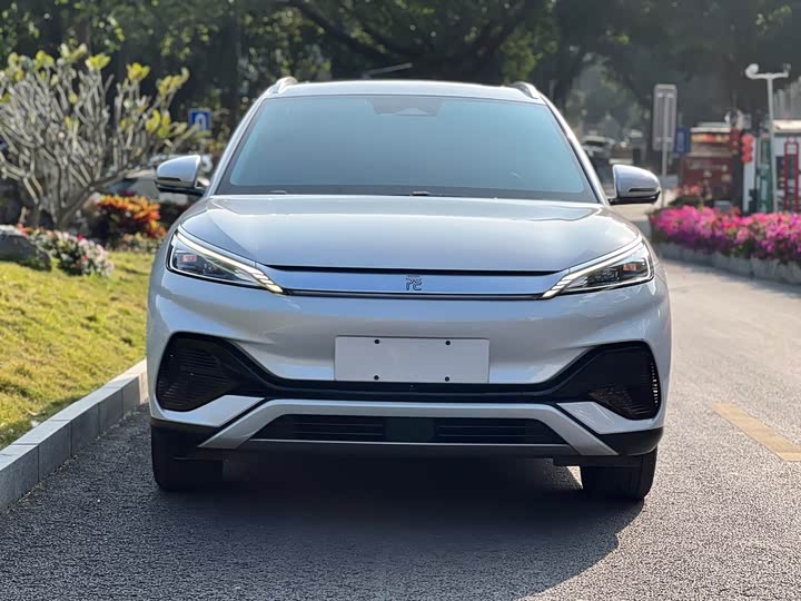 Фото 2 - BYD Yuan Plus