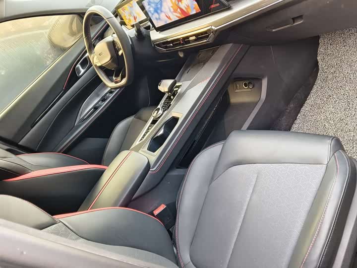 Фото 8 - Changan Oshan Z6