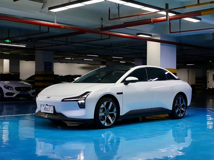 Фото 1 - XPeng Mona M03