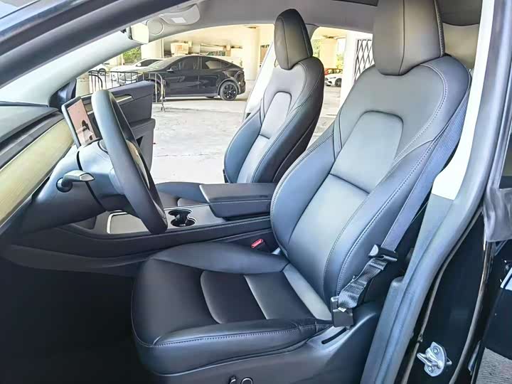 Фото 5 - Tesla Model Y