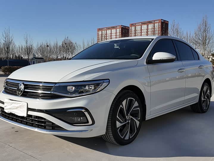 Фото 1 - Volkswagen Bora