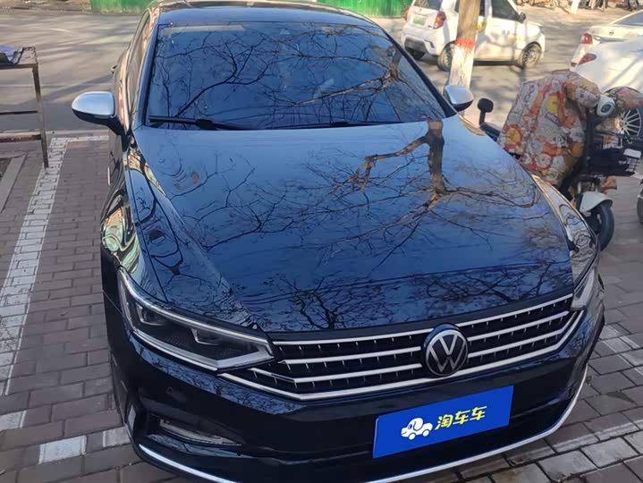 Фото 2 - Volkswagen Magotan