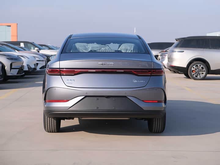 Фото 5 - BYD Qin Plus