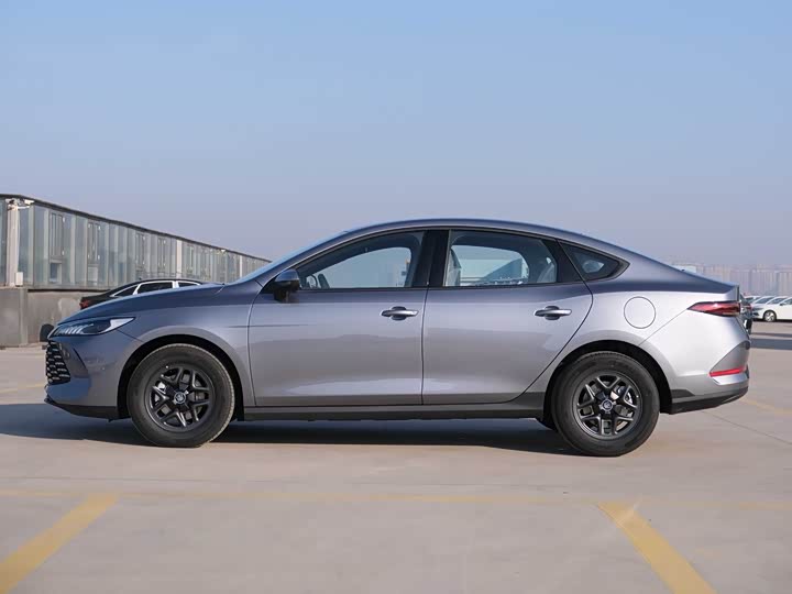 Фото 8 - BYD Qin Plus